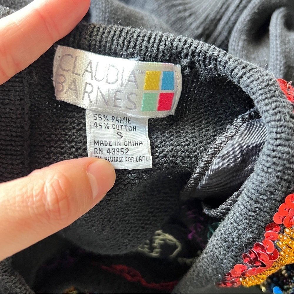 Vintage Claudia Barnes Black Colorful Sequin Glam Knit Sweater Size Small - Picture 8 of 8